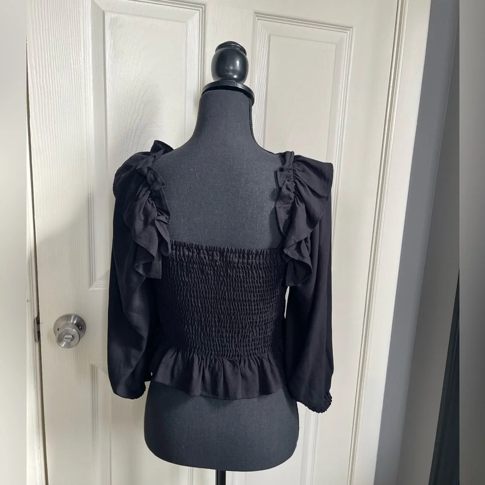 Zara Black Smocked Crop Top - Picture 2 of 4